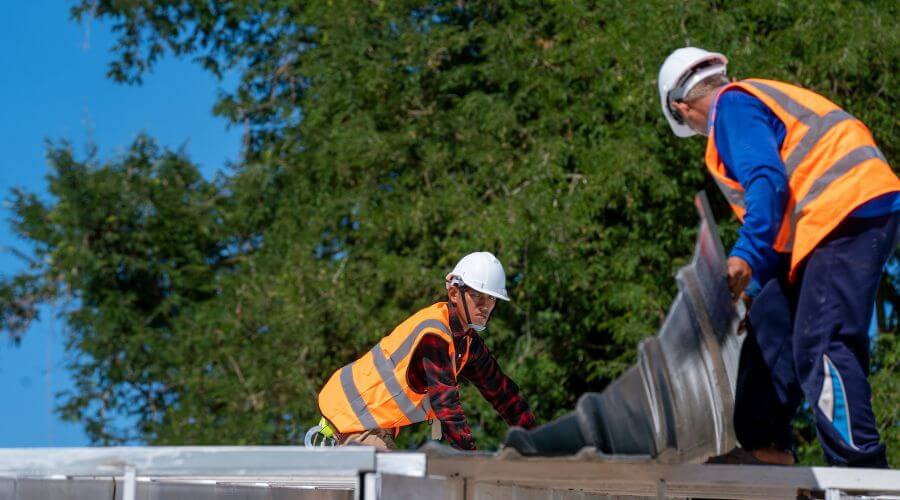 Professional residential roofers in Oakwood, VA